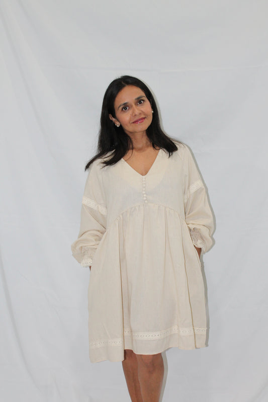 Buttoned Casual Dress With Lace Details